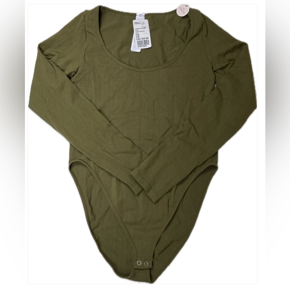 Forever21 Green Seamless Long Sleeve Bodysuit - Size S/M. NWT